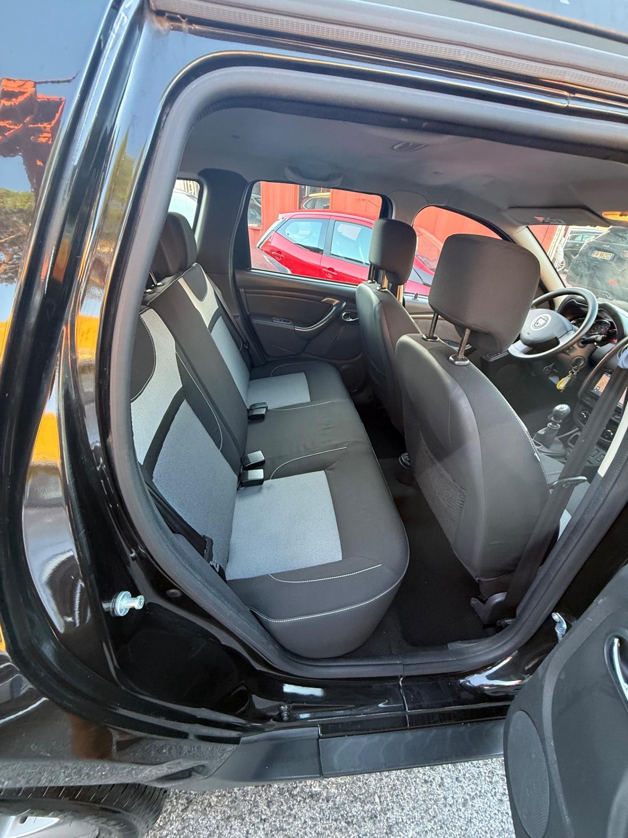 Duster 1.5 dCi 110CV 4x2 Lauréate/rate/garanzia/permute