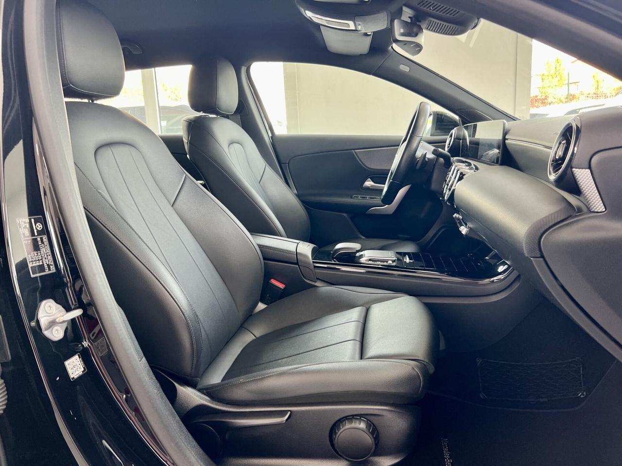 MERCEDES-BENZ A 180 d Aut. Business Extra - 2020