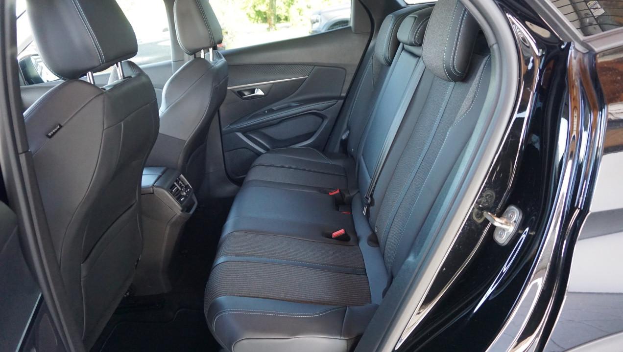 Peugeot 3008 3008 1.5 bluehdi Allure s&s 130cv eat8