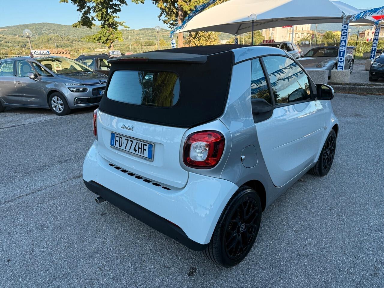 " UNA CHICCA " Smart ForTwo 70 1.0 cabrio Passion