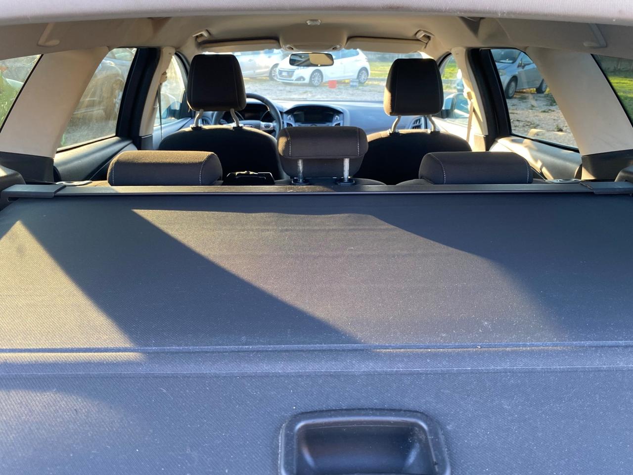 Ford Focus 1.6 120 CV 88 KW GPL SW Titanium