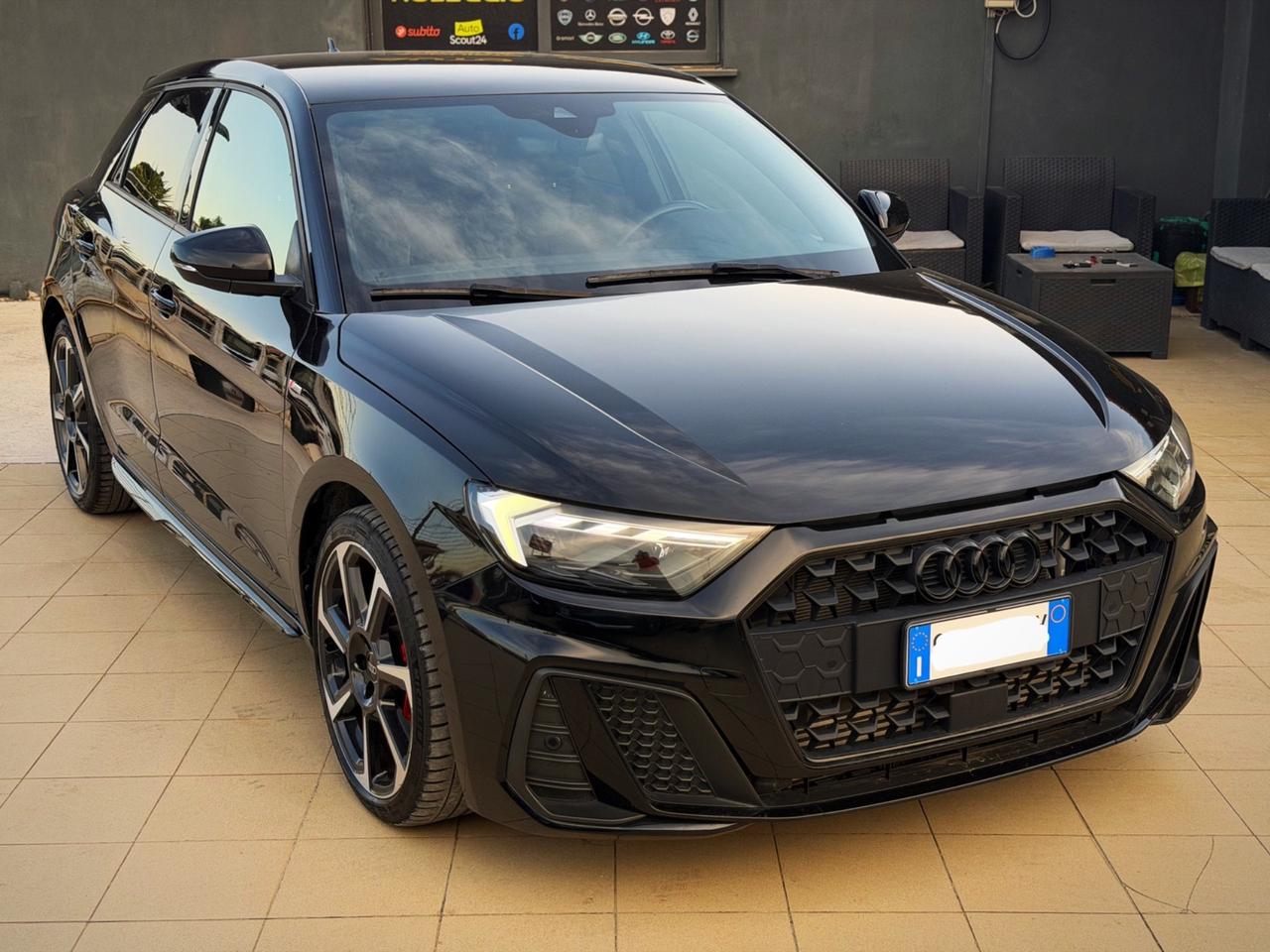 Audi A1 SPB 40 TFSI S tronic Identity Black Garanzia 12 Mesi