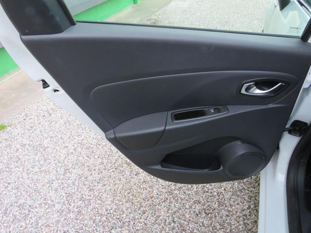 RENAULT Clio Sporter dCi 8V 75 CV Moschino Zen