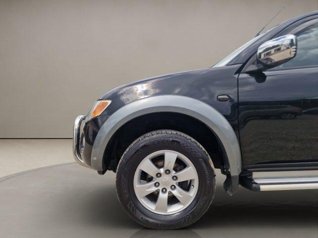 MITSUBISHI L200 2.5 DI-D/136CV Club Cab Invite