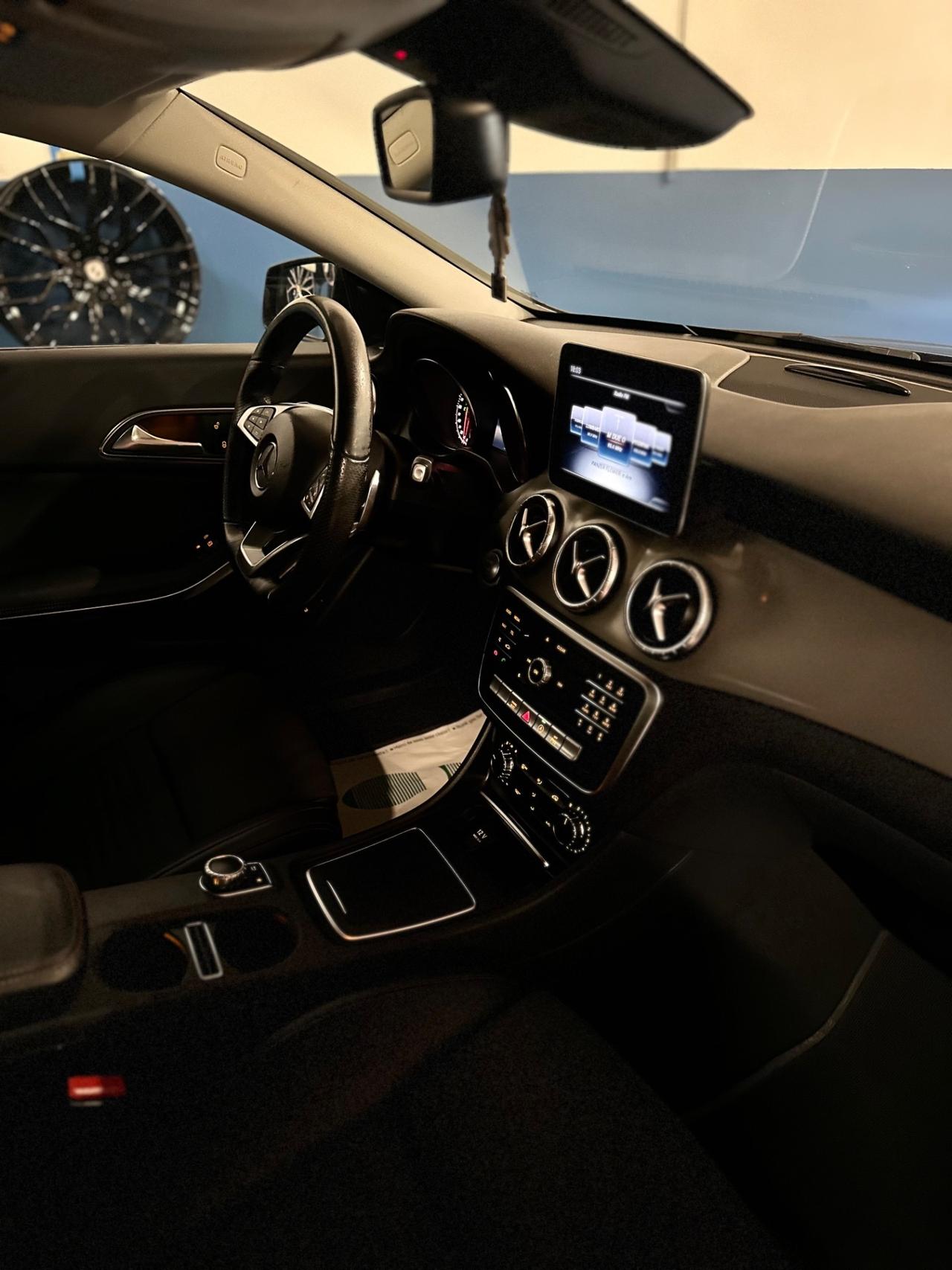 MercedesCLA 200 d 4Matic Automatic Premium/2018