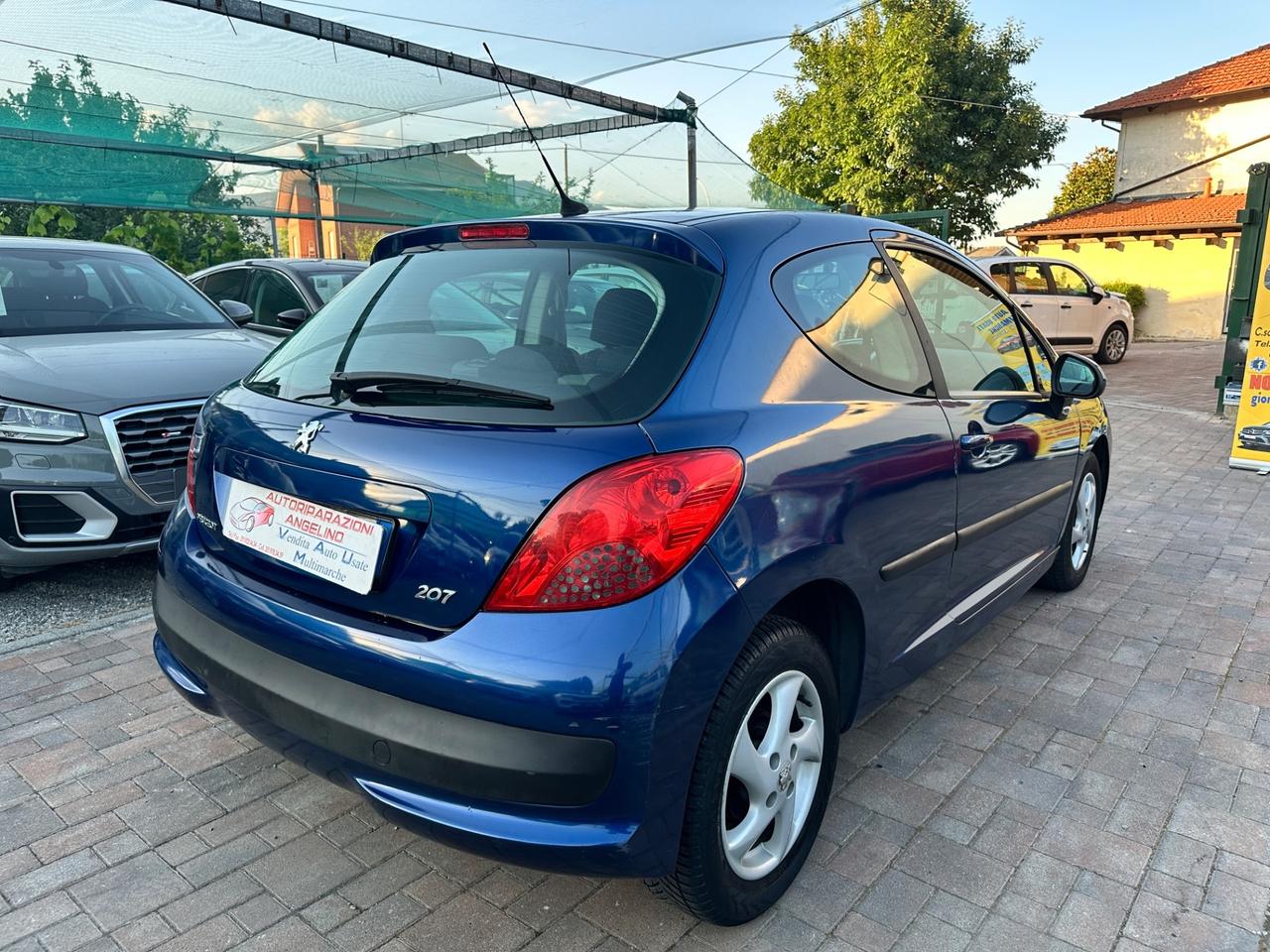 Peugeot 207 1.4 Benzina ok per neopatentati