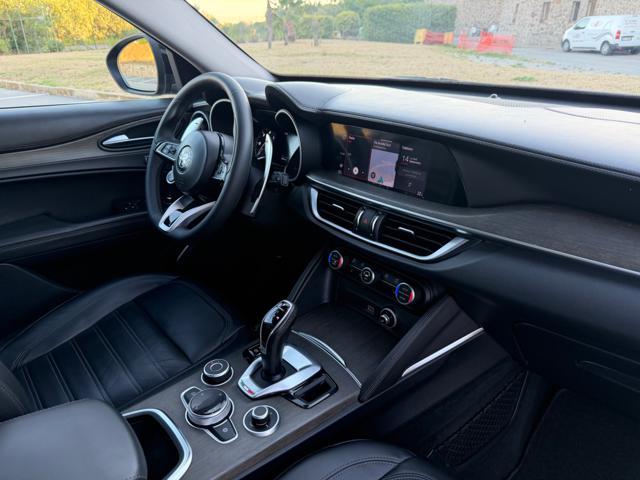 ALFA ROMEO Stelvio 210CV Q4 TI F1+PACKBLACK+AUTOPILOT+SEDRISC