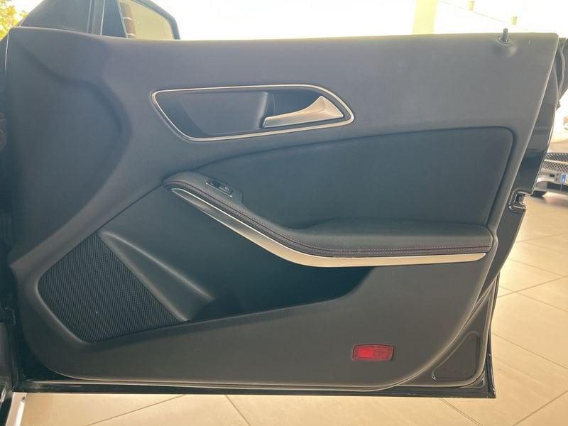 Mercedes-Benz CLA CLA 200 d Automatic Premium