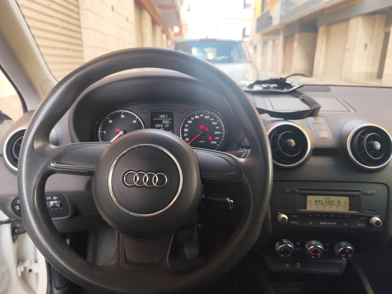 Audi A1 SPB 1.6 TDI Ambition 105Cv Tagliandi Audi