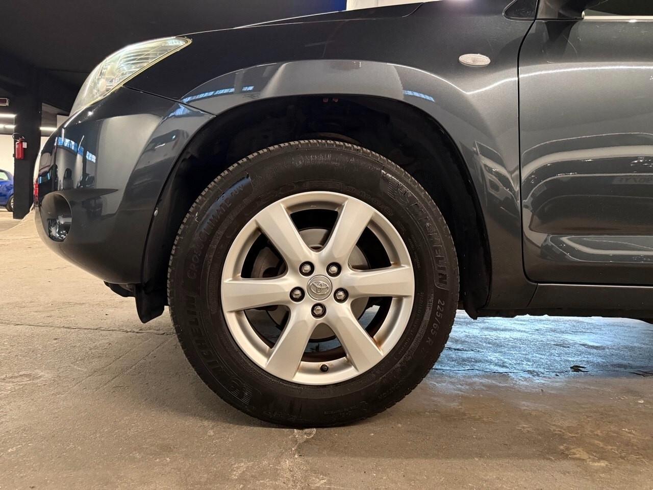 Toyota RAV 4 Crossover 2.0 Sol 4x4