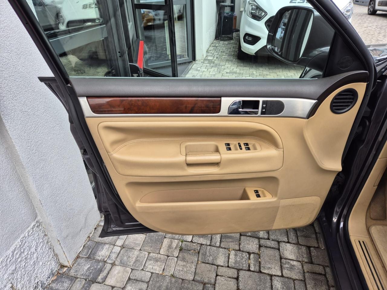 Volkswagen Touareg 3.0 226CV - CAMBIO AUTOMATICO