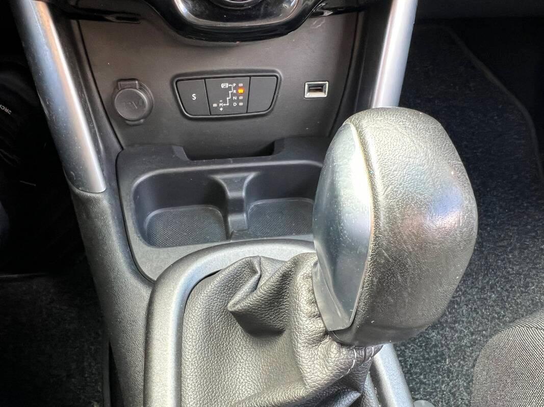 Citroen C3 Aircross 1.2 puretech Shine s&s 110cv eat6 my18