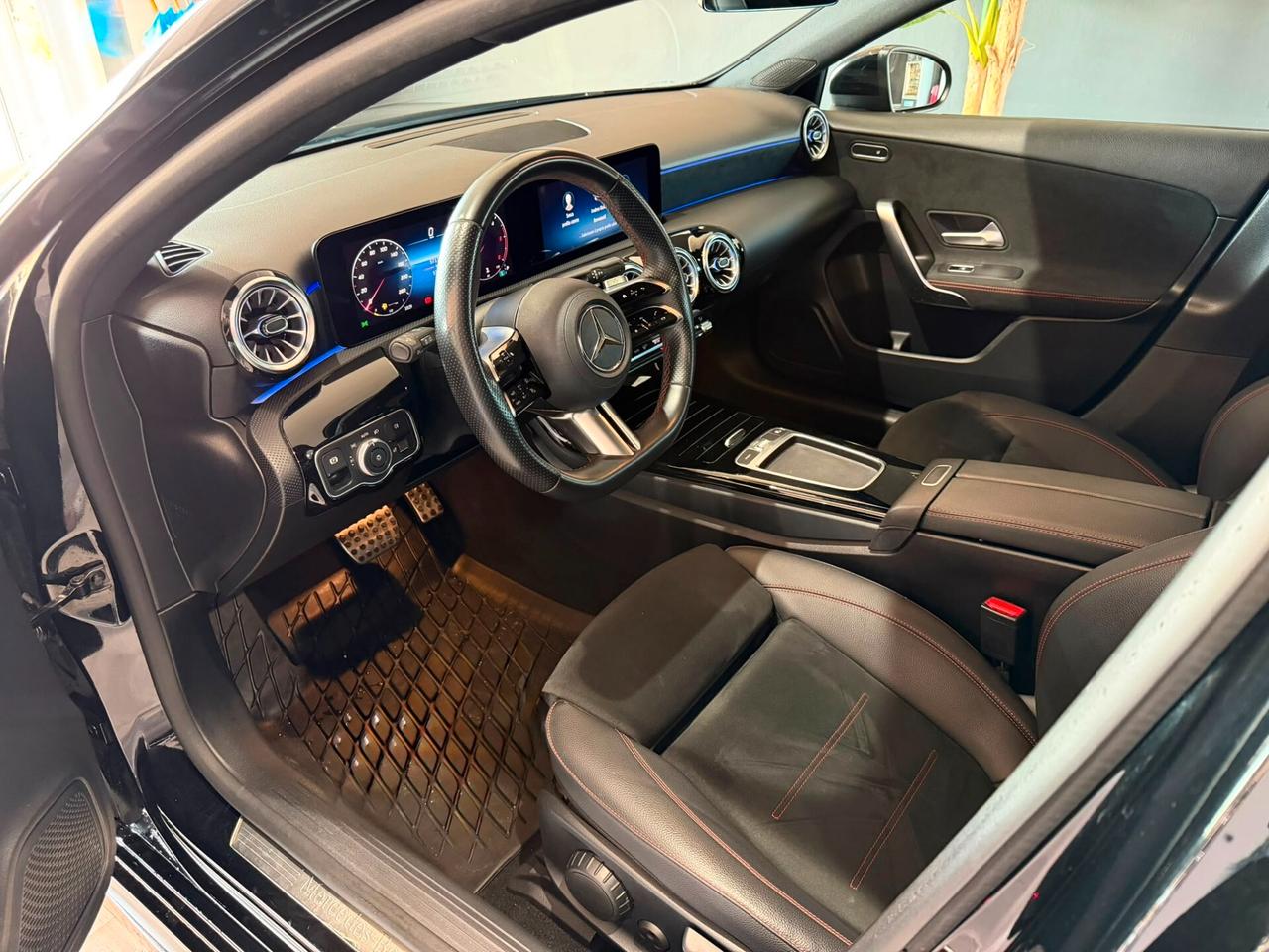 Mercedes-benz A 180 d Automatic Premium AMG Night Edition