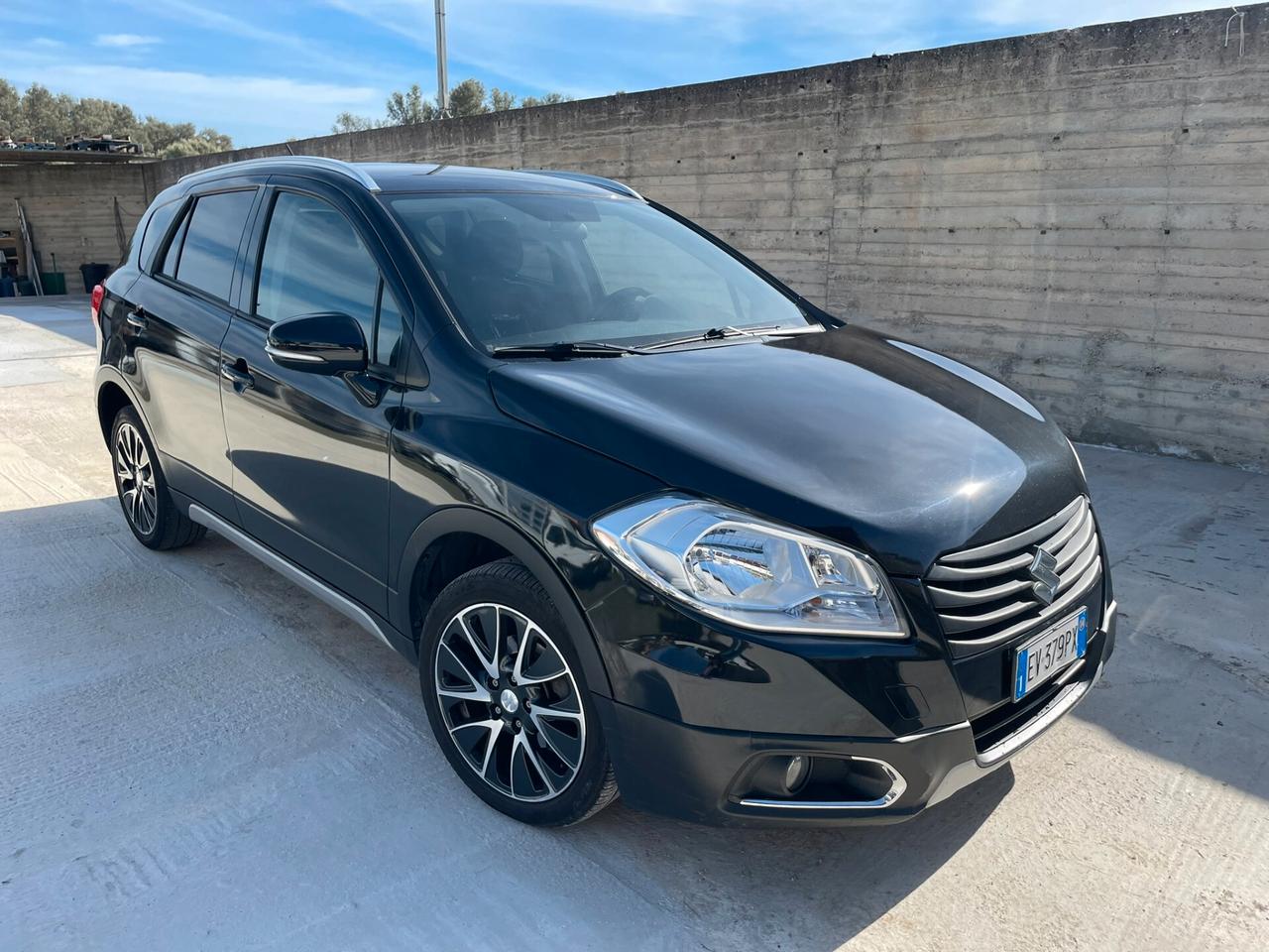 SUZUKI SX4 S-CROSS 1.6 DIESEL DDiS STAR VIEW 120CV COLORE NERO COME NUOVA