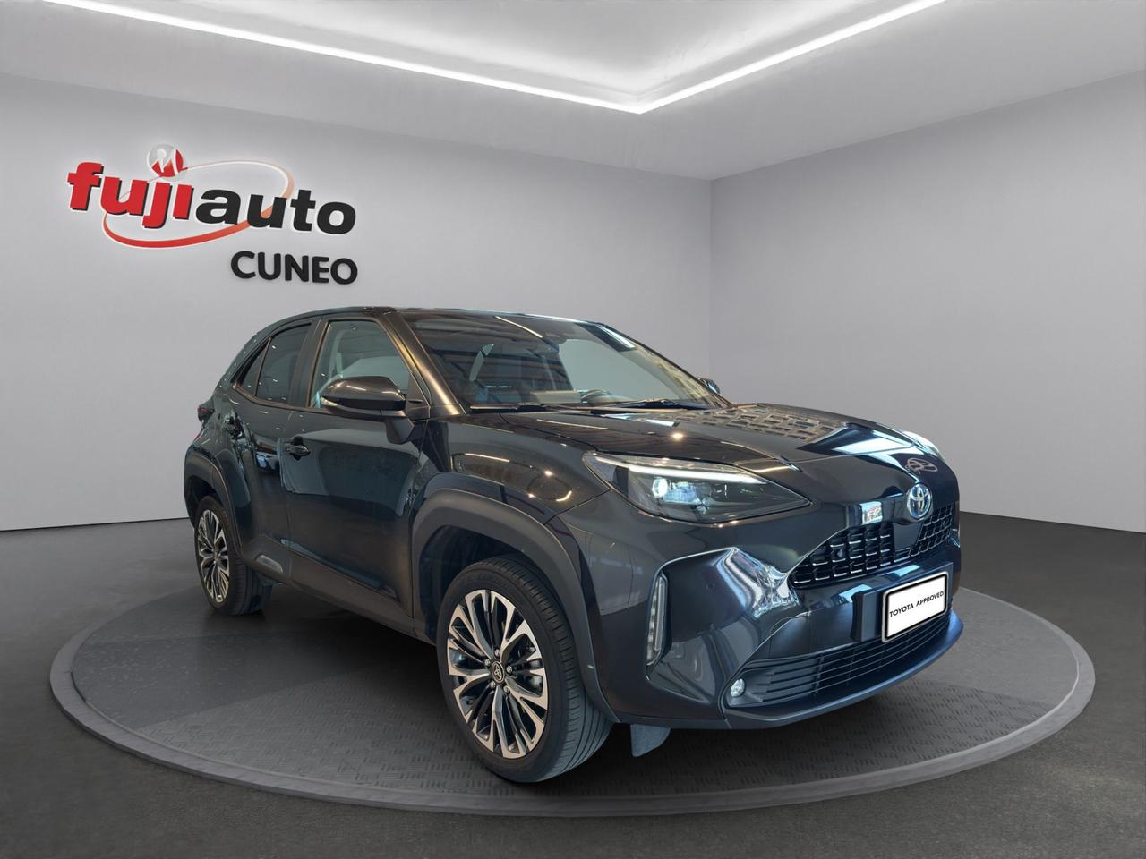 Toyota Yaris Cross 1.5h Lounge fwd 116cv e-cvt