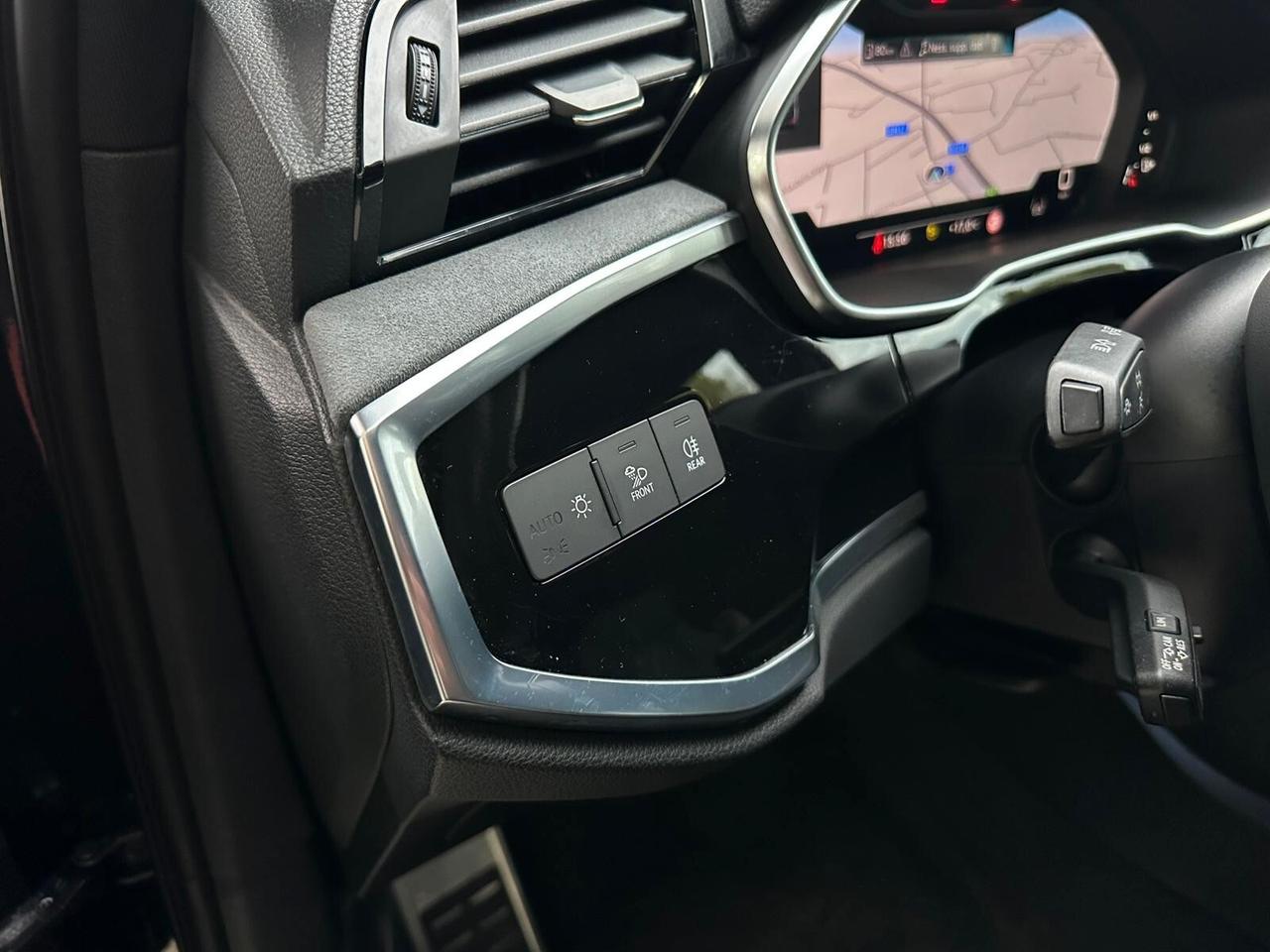 Audi Q3 35 TDI S tronic line edition - Edition One