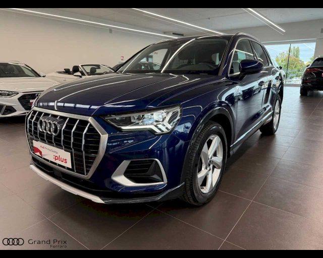 AUDI Q3 35 TDI S tronic Business Advanced