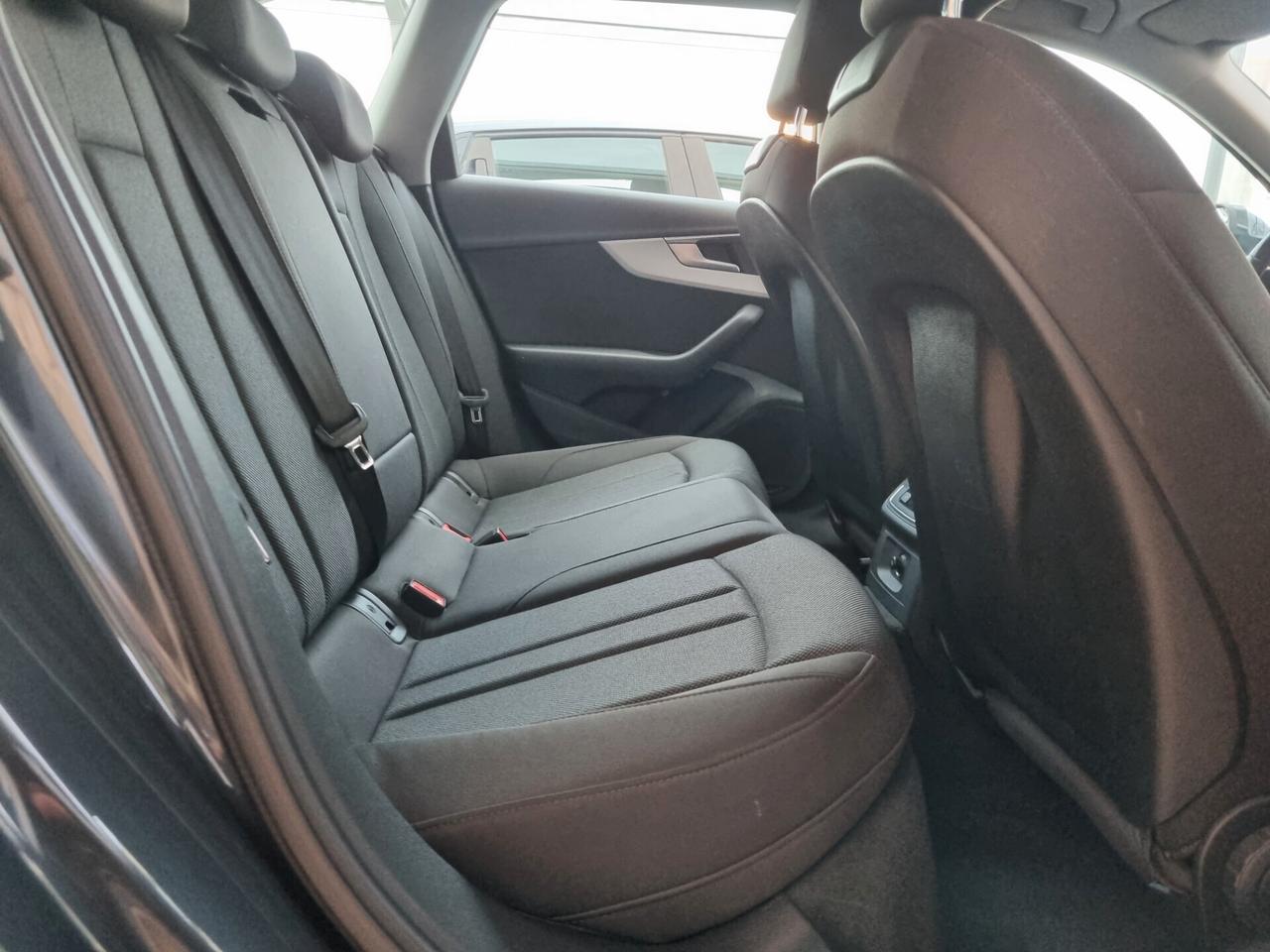 Audi A4 V Avant 40 2.0 tdi mhev 204cv s-tronic