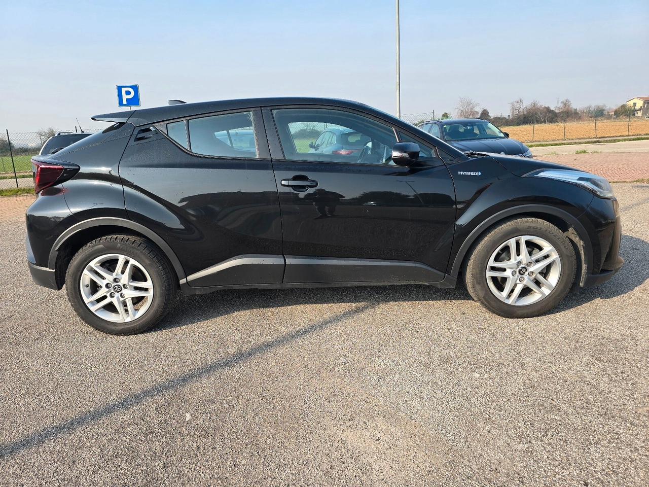 Toyota C-HR 1.8 Hybrid E-CVT Lounge