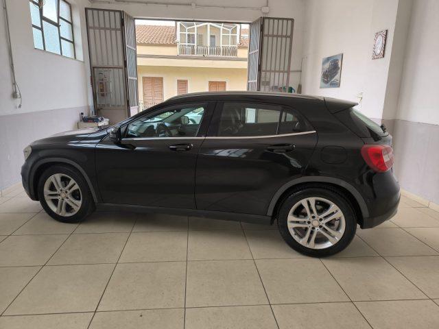 MERCEDES-BENZ GLA 220 d Automatic 4Matic Sport