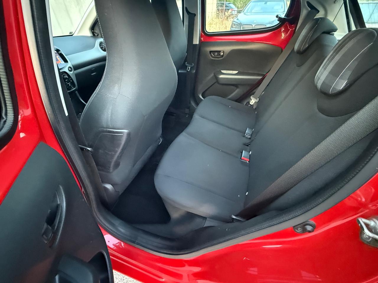 Peugeot 108 VTi 72 ETG 5 porte Active