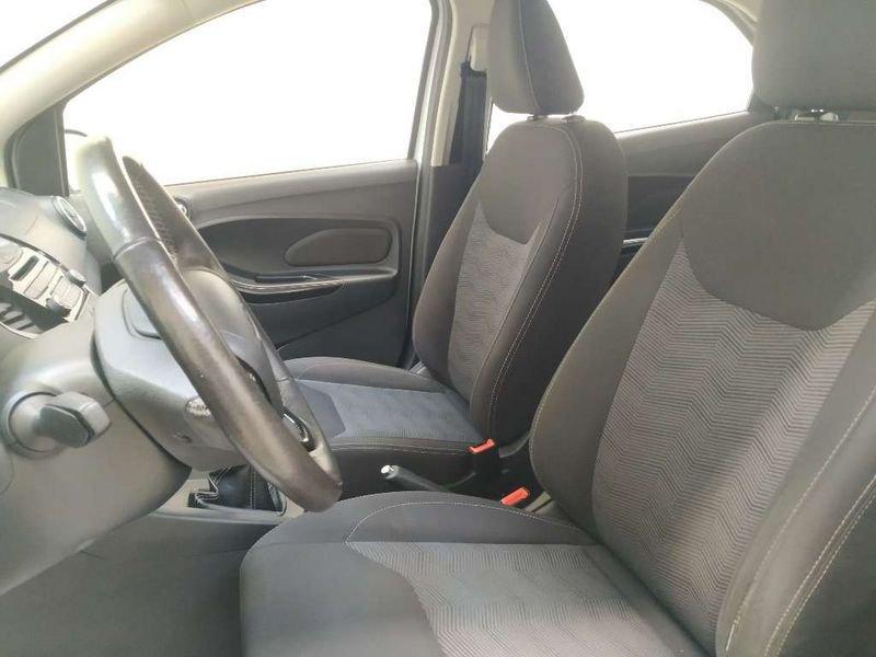 Ford Ka + 1.2 Black&White Black Body 85cv