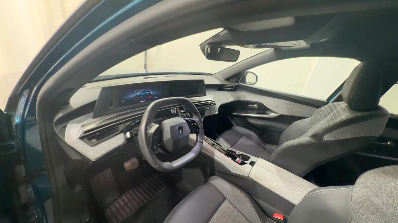 Peugeot 5008 Hybrid 145 e-DCS6 Allure