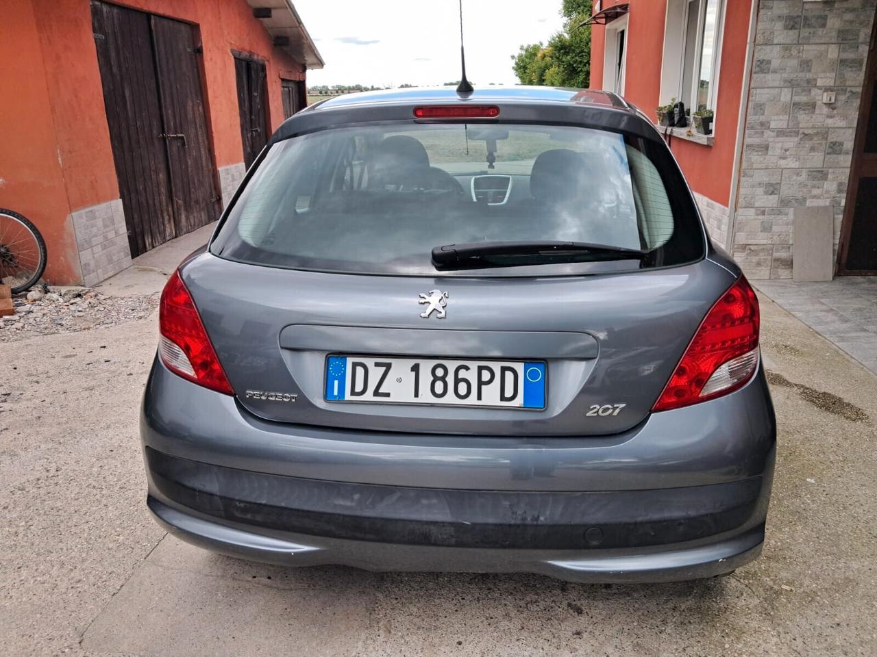 Peugeot 207 1.4 8V 75CV 5p. Energie Sport ECO GPL