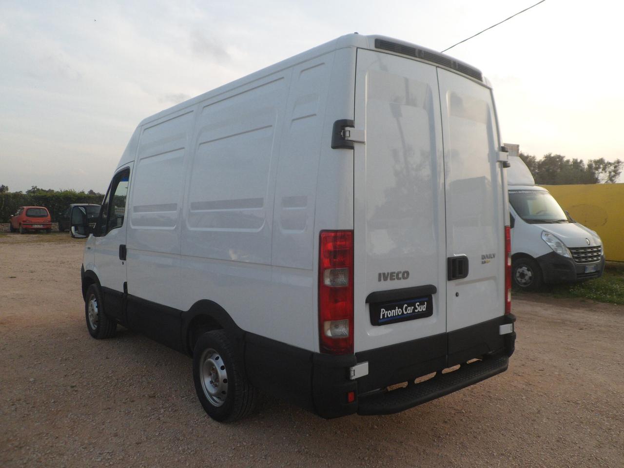 Iveco Daily 35s12 furgone medio alto