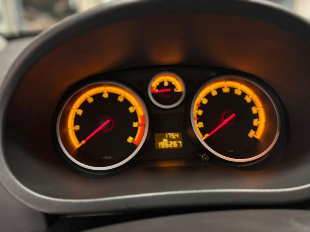 Opel Corsa 1.2GPL X NEOPATENTATI 2012