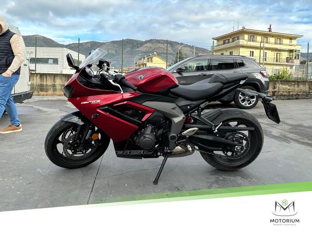 TRIUMPH Daytona 660