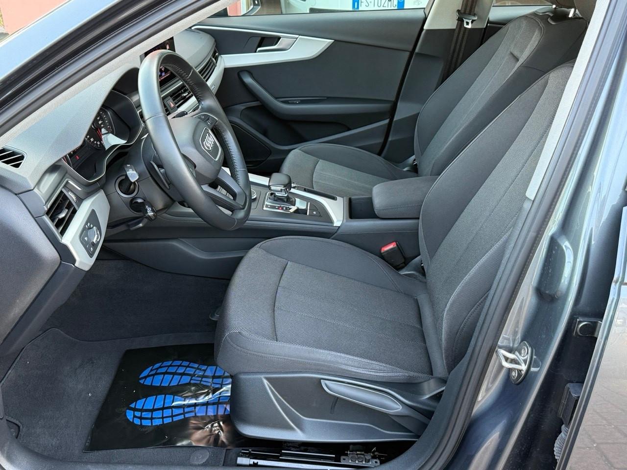 Audi A4 Avant 40 TDI quattro S tronic MATRIX/UNIPRO
