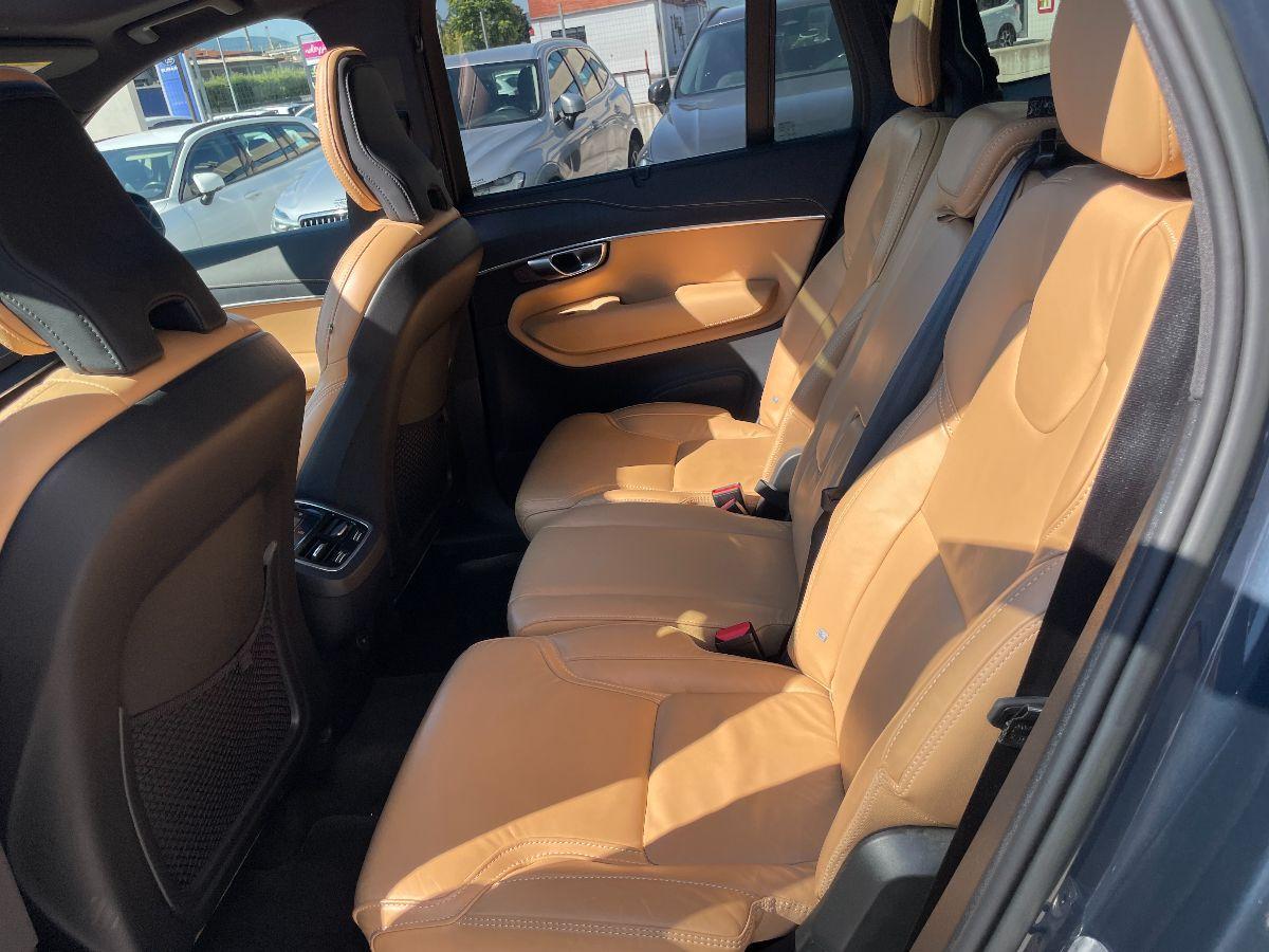 VOLVO - XC90 - B5AWD aut. 7 posti Plus Bright