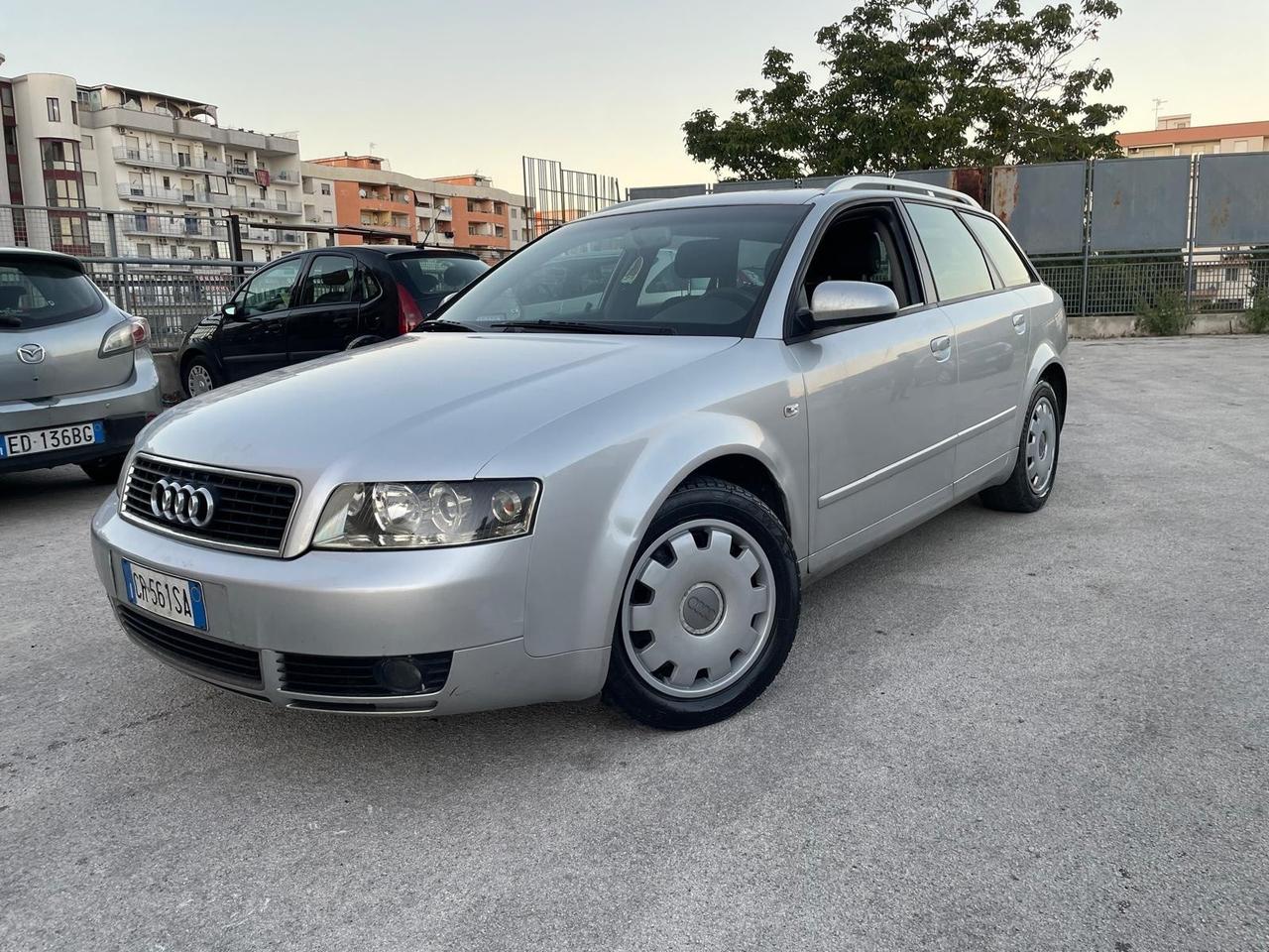 Audi A4 Full 1.9 TDI/130 CV Avant