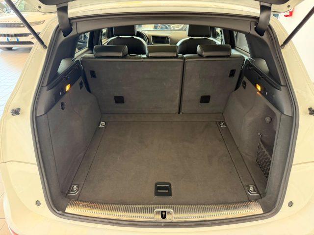 AUDI Q5 3.0 V6 TDI quattro S tronic //TETTO//NAVI//