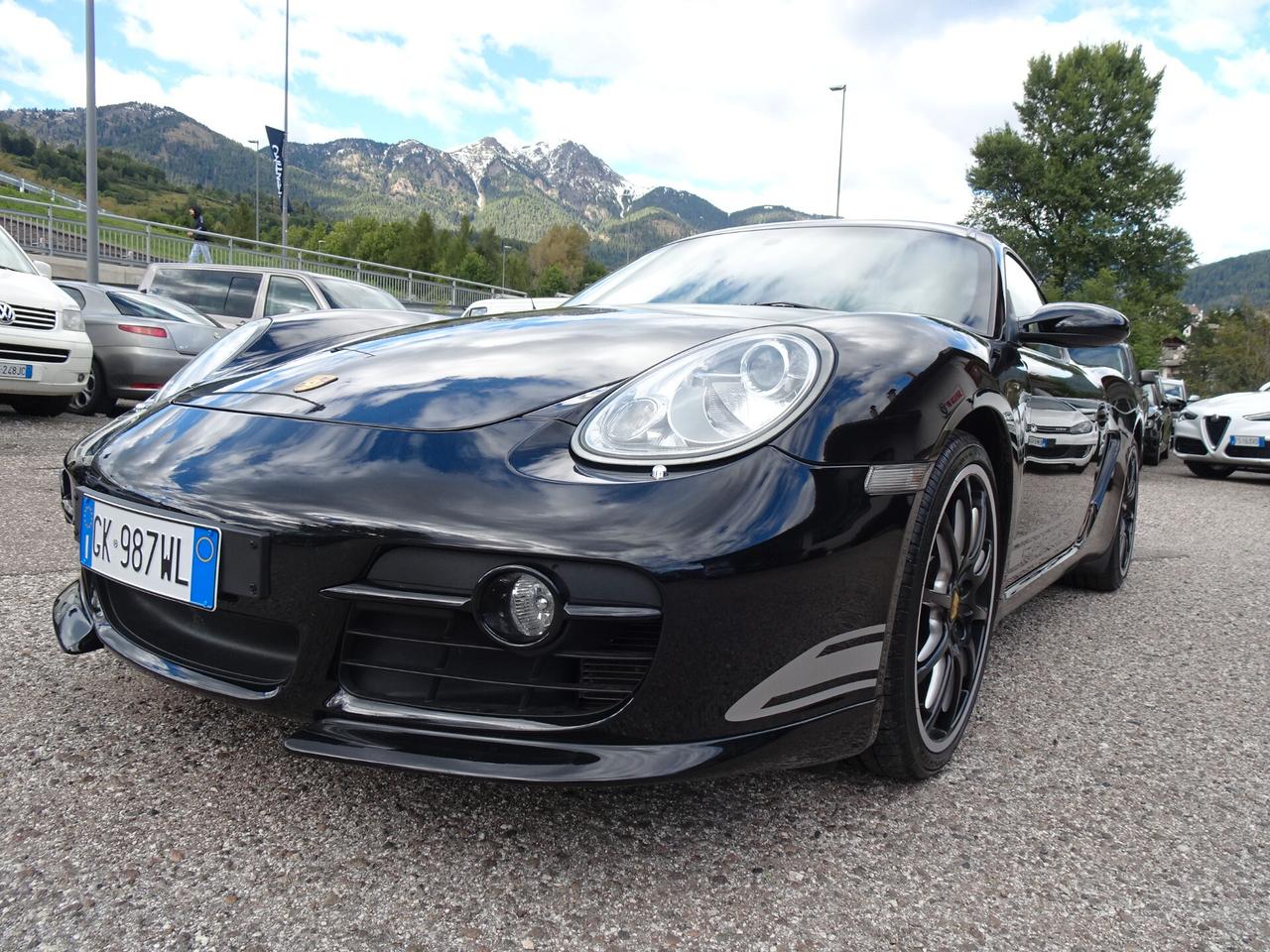 Porsche Cayman 2.7