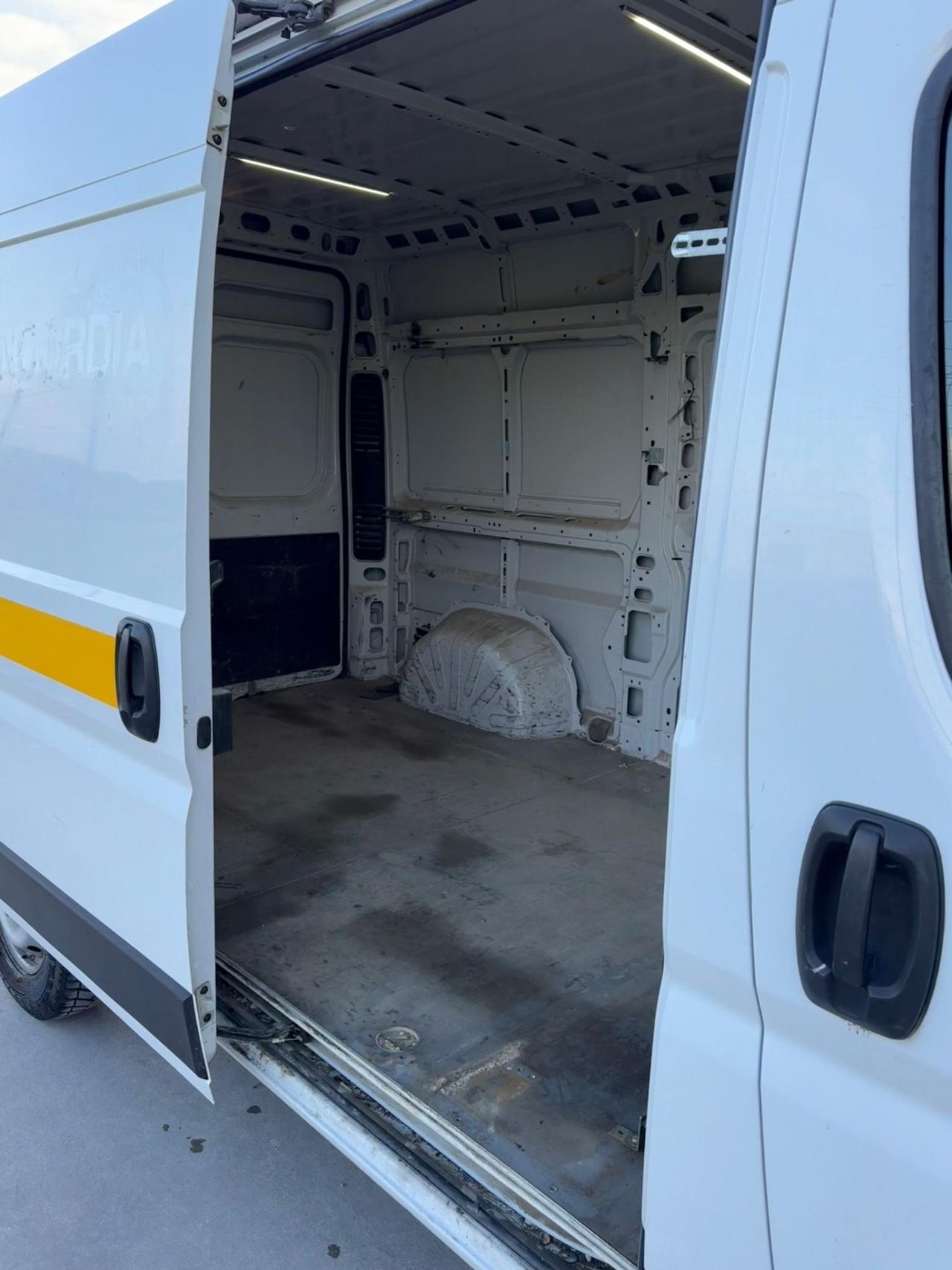 Fiat Ducato 30 2.2 Mjt 140CV PM-TM Furgone