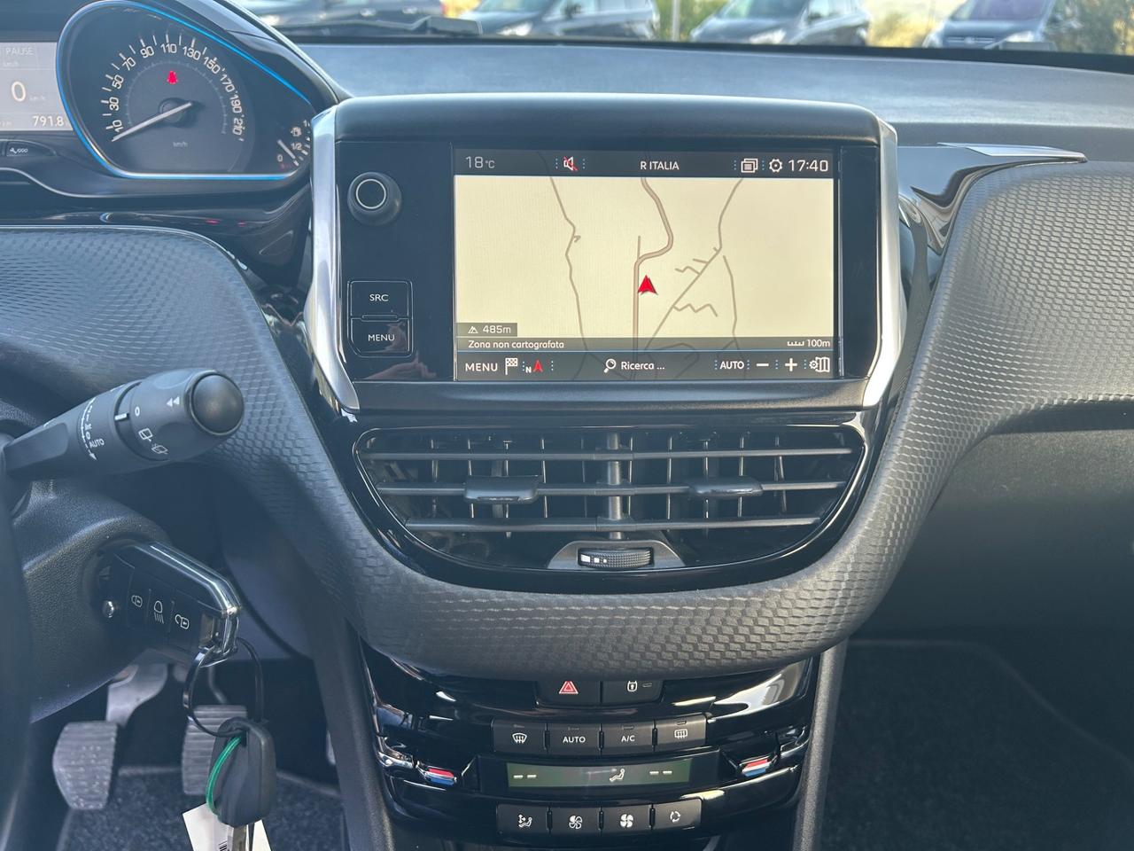 Peugeot 2008 BlueHDi 120 S&S Allure