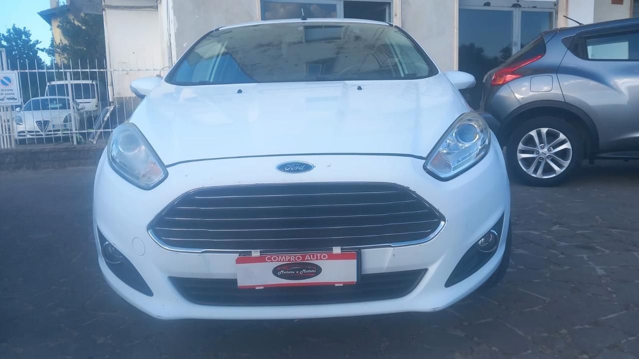 Ford Fiesta 1.5 TDCi 75CV 5 porte Titanium