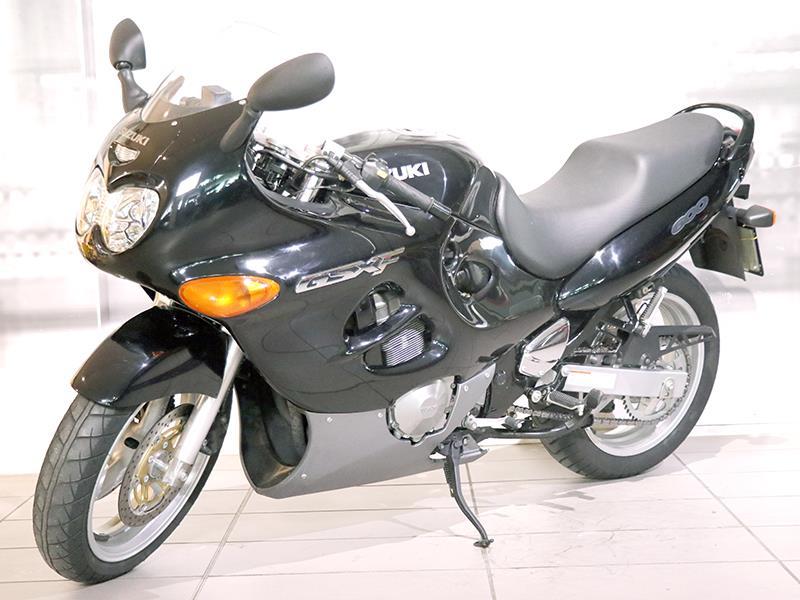 Suzuki GSX 600 F