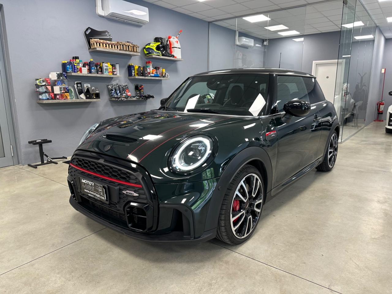 Mini John Cooper Works 3p 2.0 JCW auto
