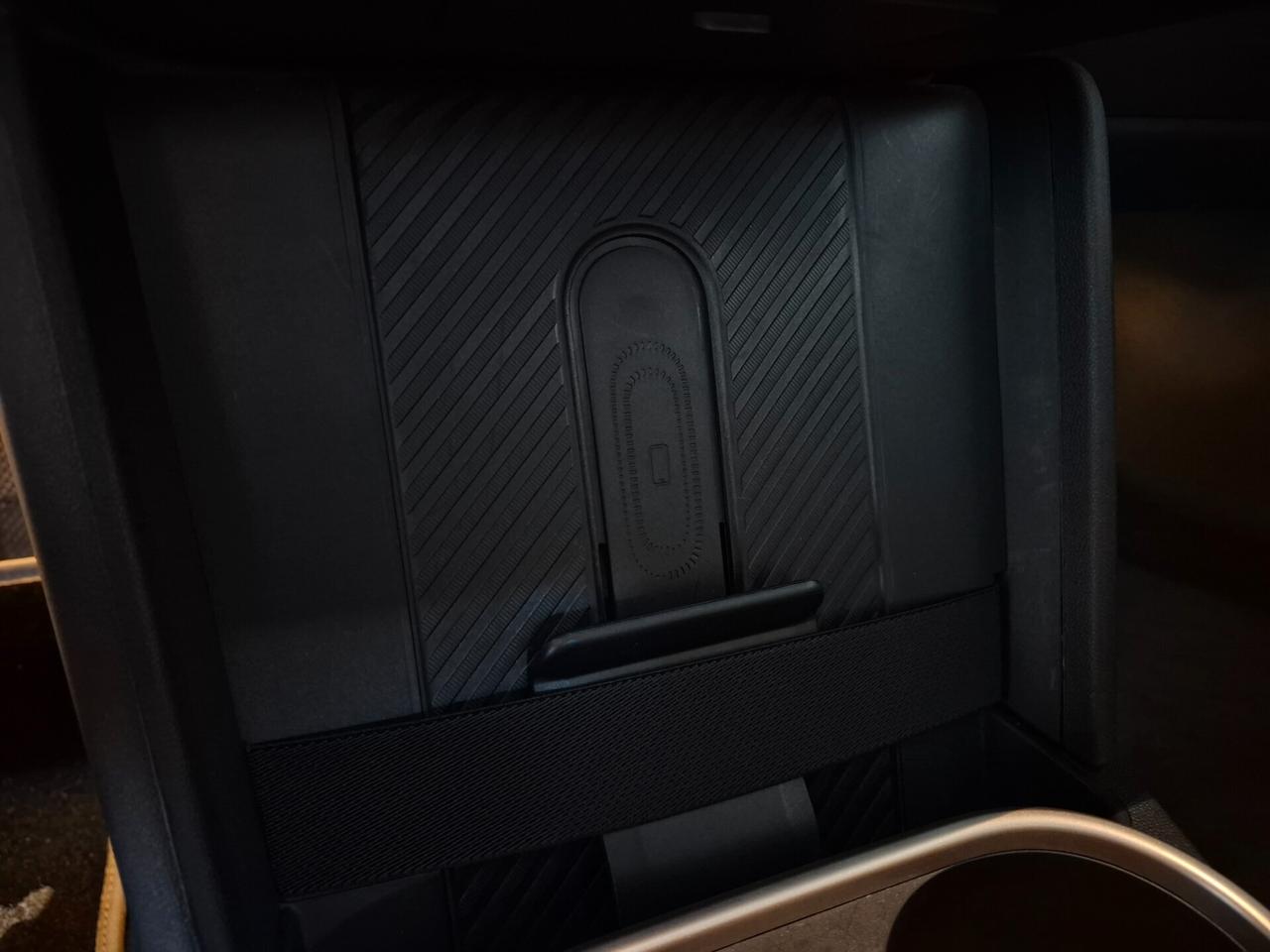 MINI Cooper C STEPTRONIC TETTO PELLE LED NAVI CARPLAY RETROCAM. HEAD UP DISPLAY WIRELESS VOLANTE RISCALDABILE JCW