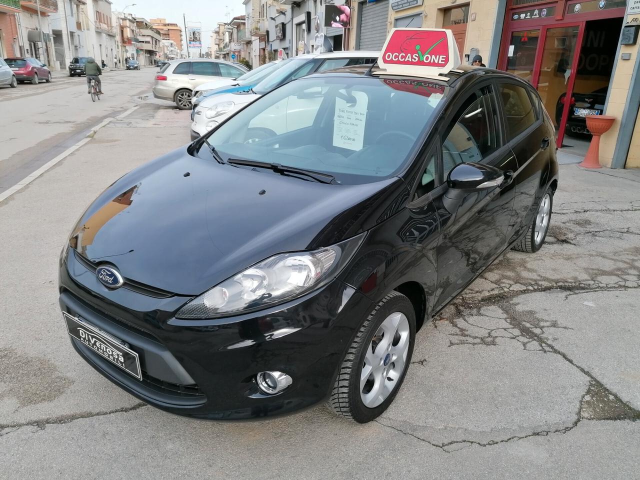 Ford Fiesta 1.4 TDCi 70CV 5 porte Titanium