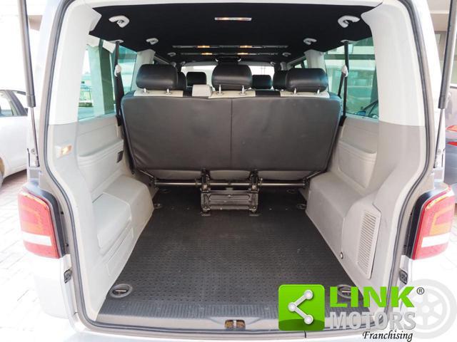 VOLKSWAGEN Caravelle T5 AUTOMATICO 4 MOTION 2.0 TDI PASSO LUNGO