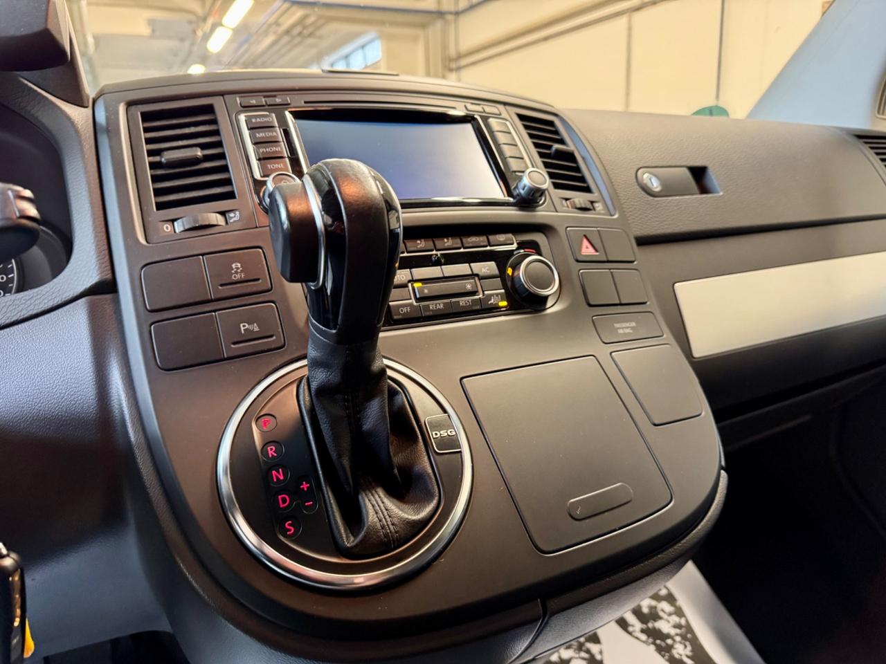 Volkswagen California - PORTABICI - TAVOLINO - GANCIO