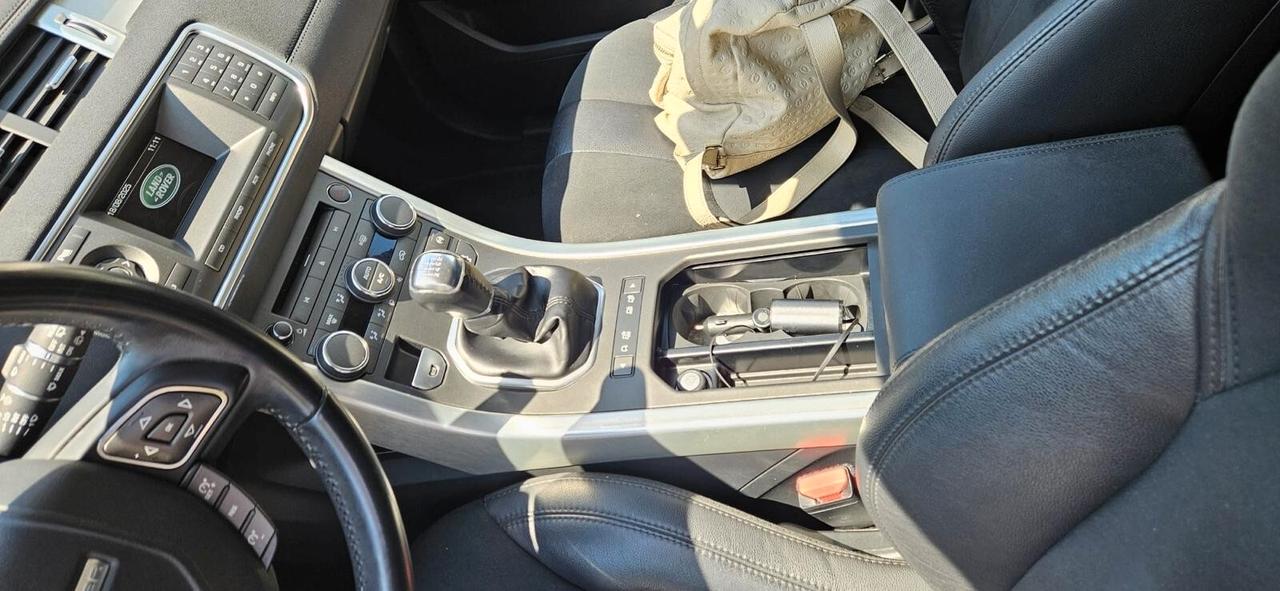 Land Rover Range Evoque 2.2 TD4 5p. Pure