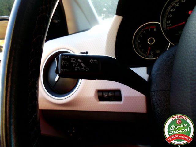 VOLKSWAGEN up! 1.0 75 CV 5p. high up!