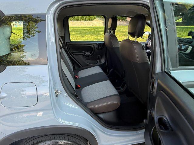 FIAT Panda CROSS 0.9 TwinAir Turbo S&S 4x4 5 POSTI