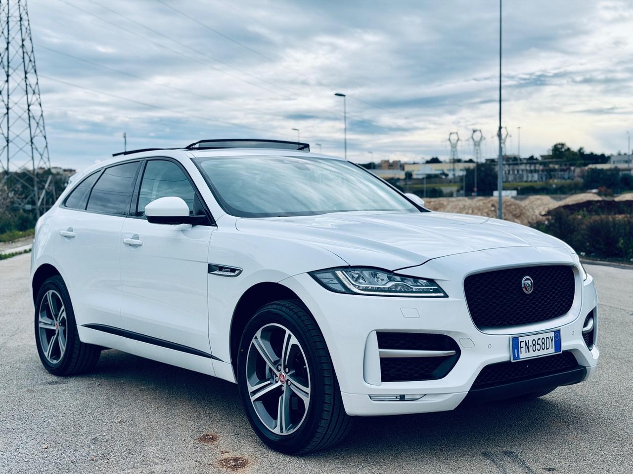 Jaguar F-Pace 2.0 D 180 CV AWD aut. R-Sport