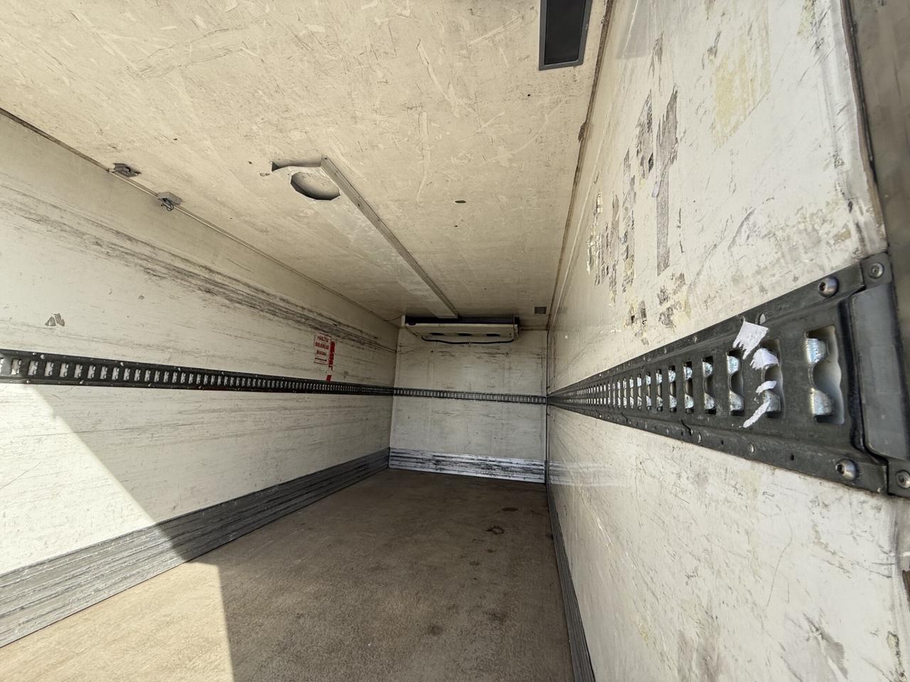 IVECO Eurocargo E5 100E22 con sponda idraulica e s